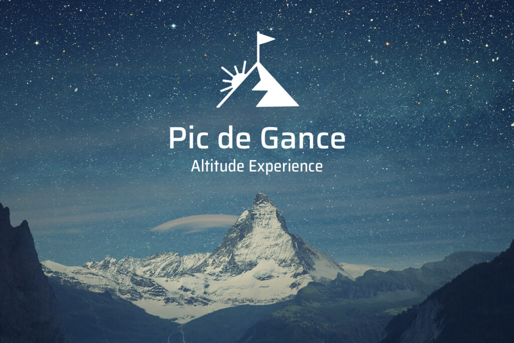 Affiche avec la montagne Matterhorn en Suisse dans la nuit avec le ciel et avec le logo Pic de Gance pour le projet Pic de Gance réalisé par web designer Yevhen SHLYKOV à Bordeaux